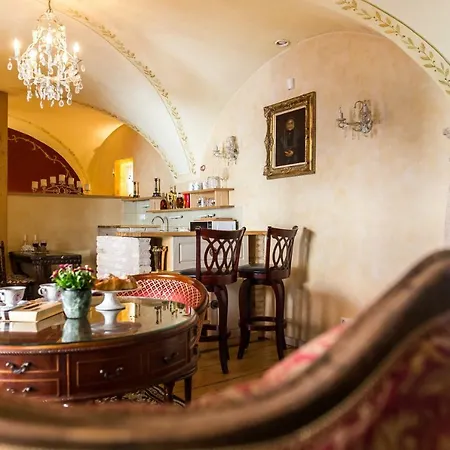 Antique Old Town Studio By Urban Rent Apartment Vilnius
