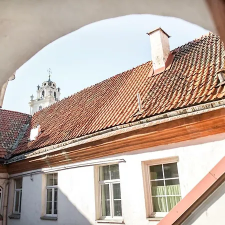 Antique Old Town Studio By Urban Rent *